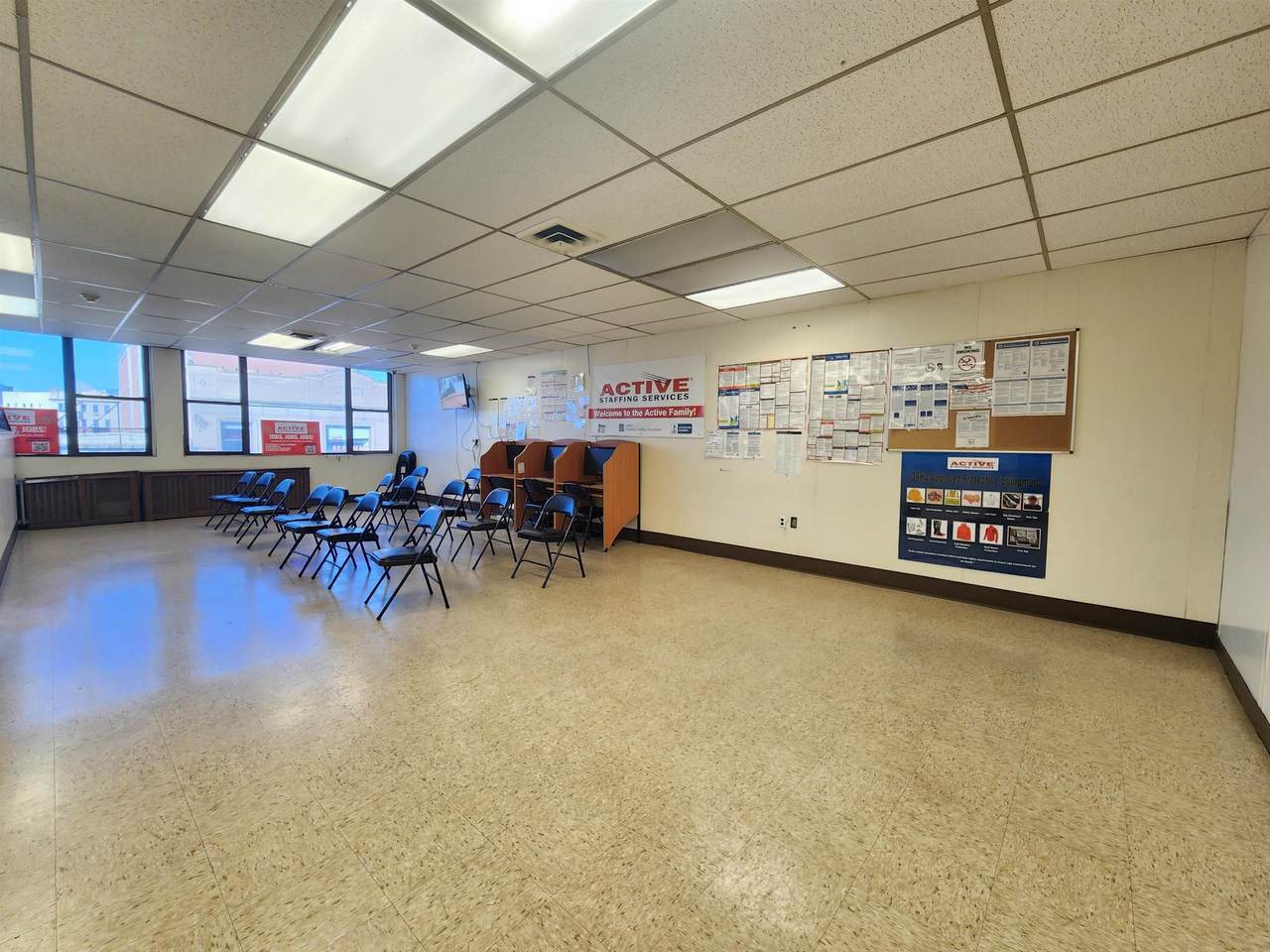 900 Bergen Ave - Photo 1