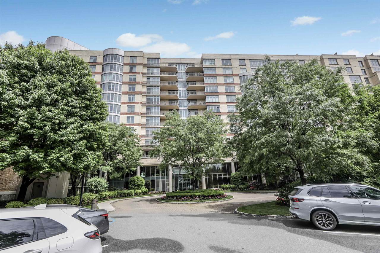 8100 River Rd - Photo 1