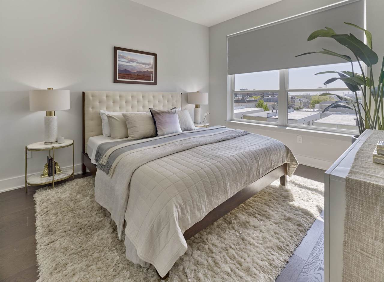 260 Avenue E - Photo 1