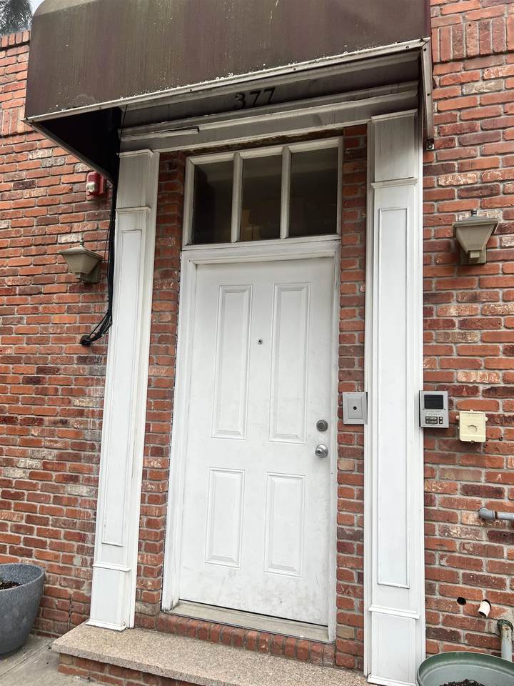 377 1ST ST - Photo 1