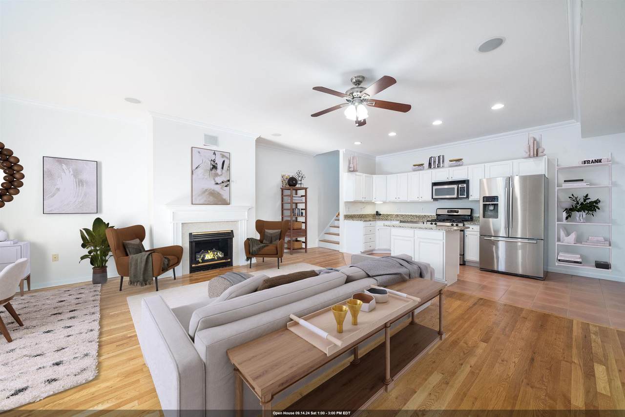 112 Madison St - Photo 1