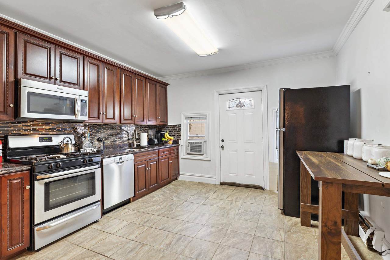 21 Grace St - Photo 1