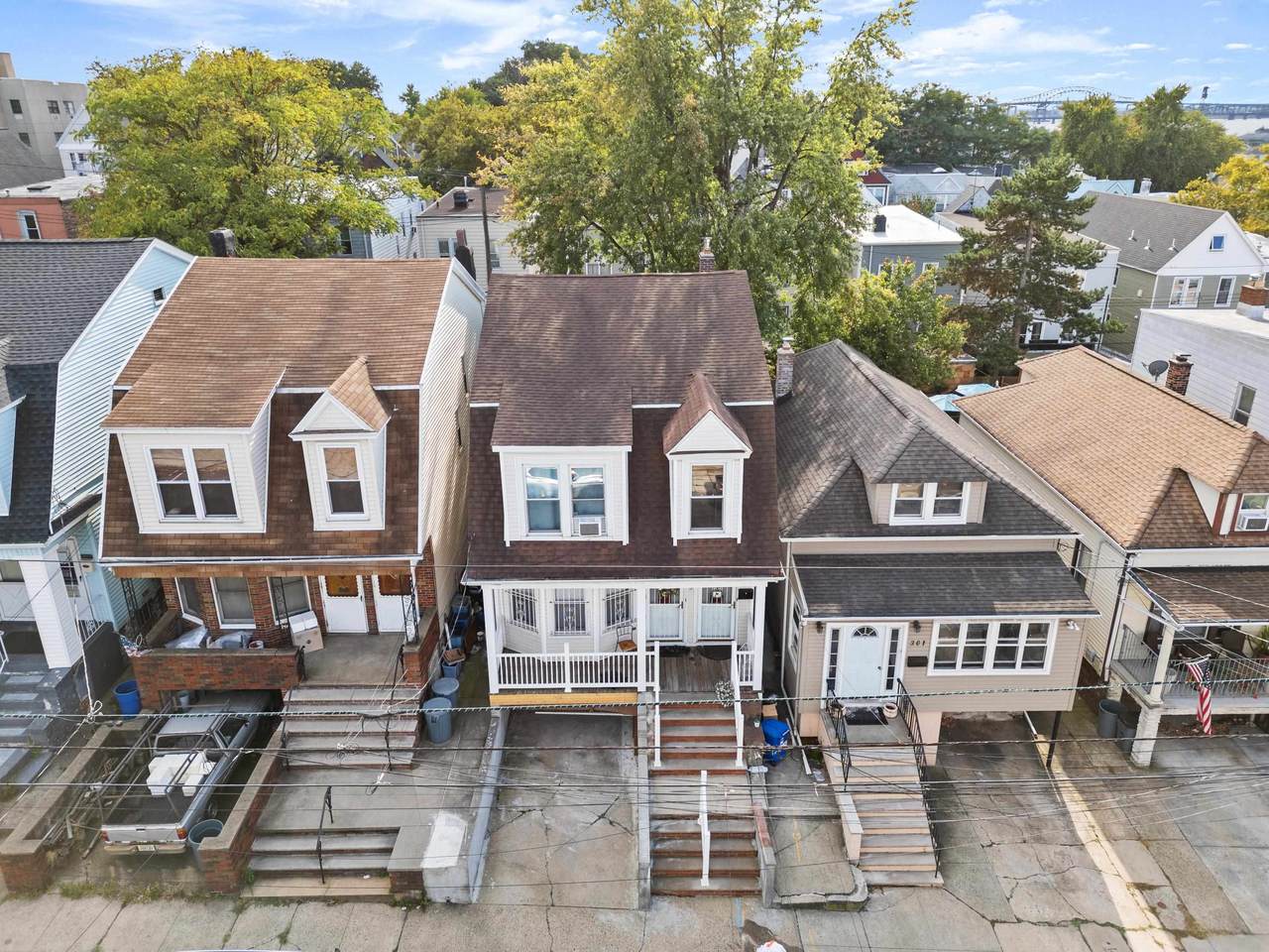 299 Armstrong Ave - Photo 1