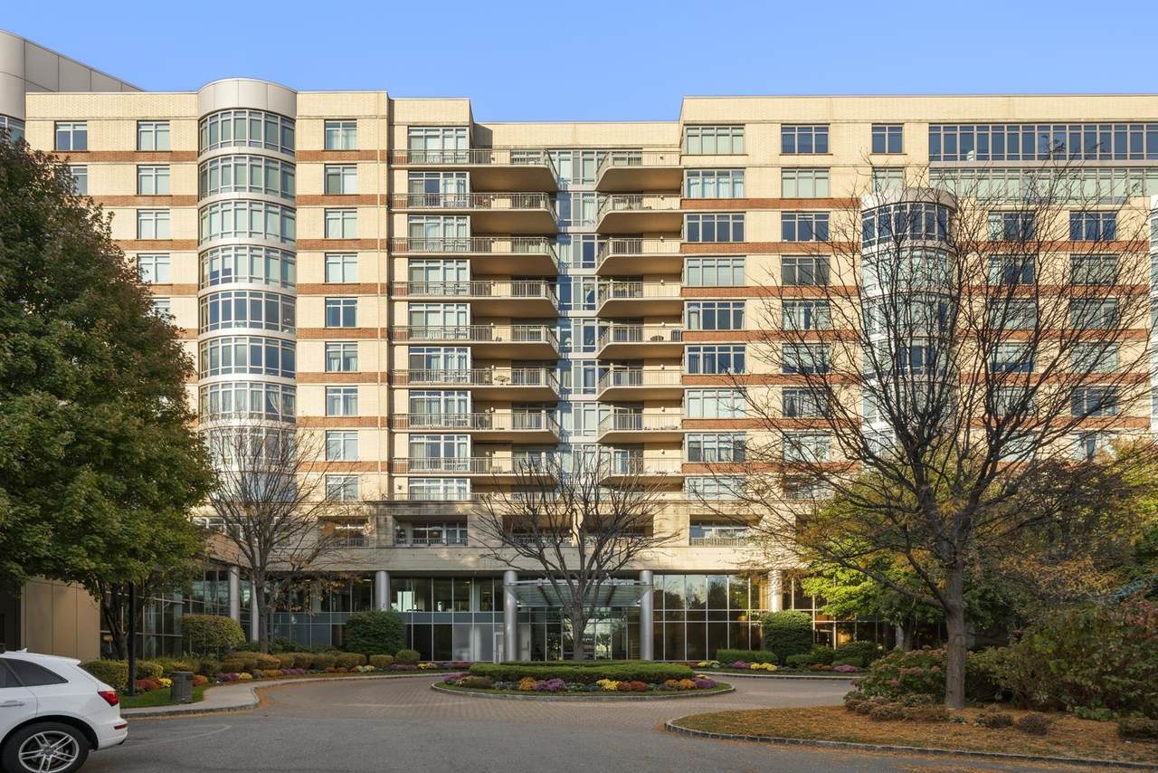 8100 River Rd - Photo 1