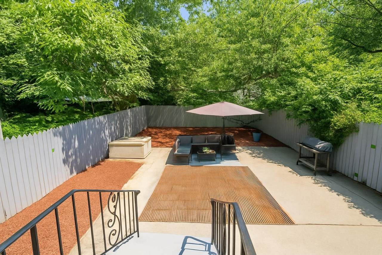 136 Ege Ave - Photo 1