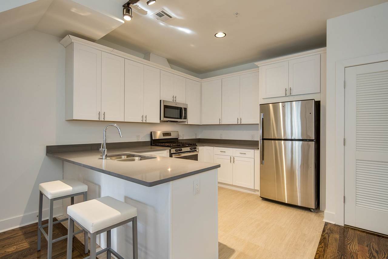 170 Lafayette St - Photo 1