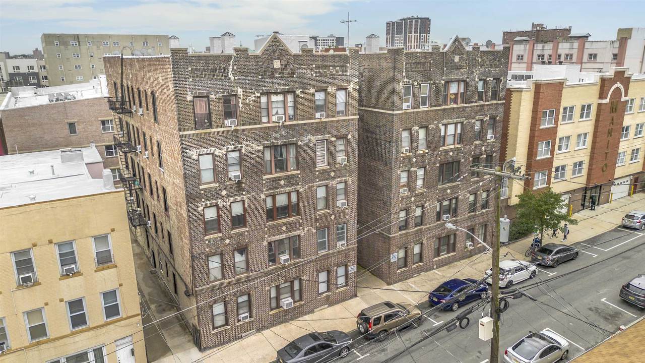 315 56TH ST - Photo 1