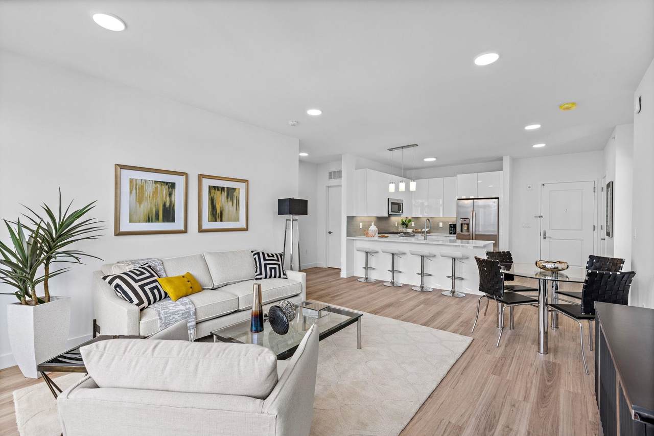 5711 John F Kennedy Blvd - Photo 1