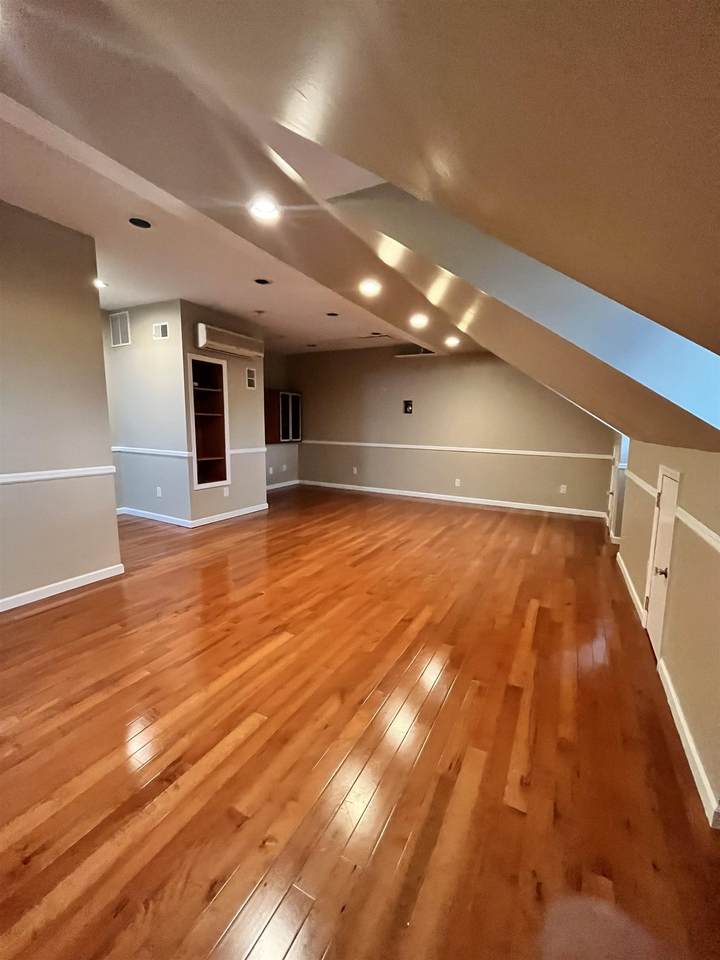 28 Juniper St - Photo 1