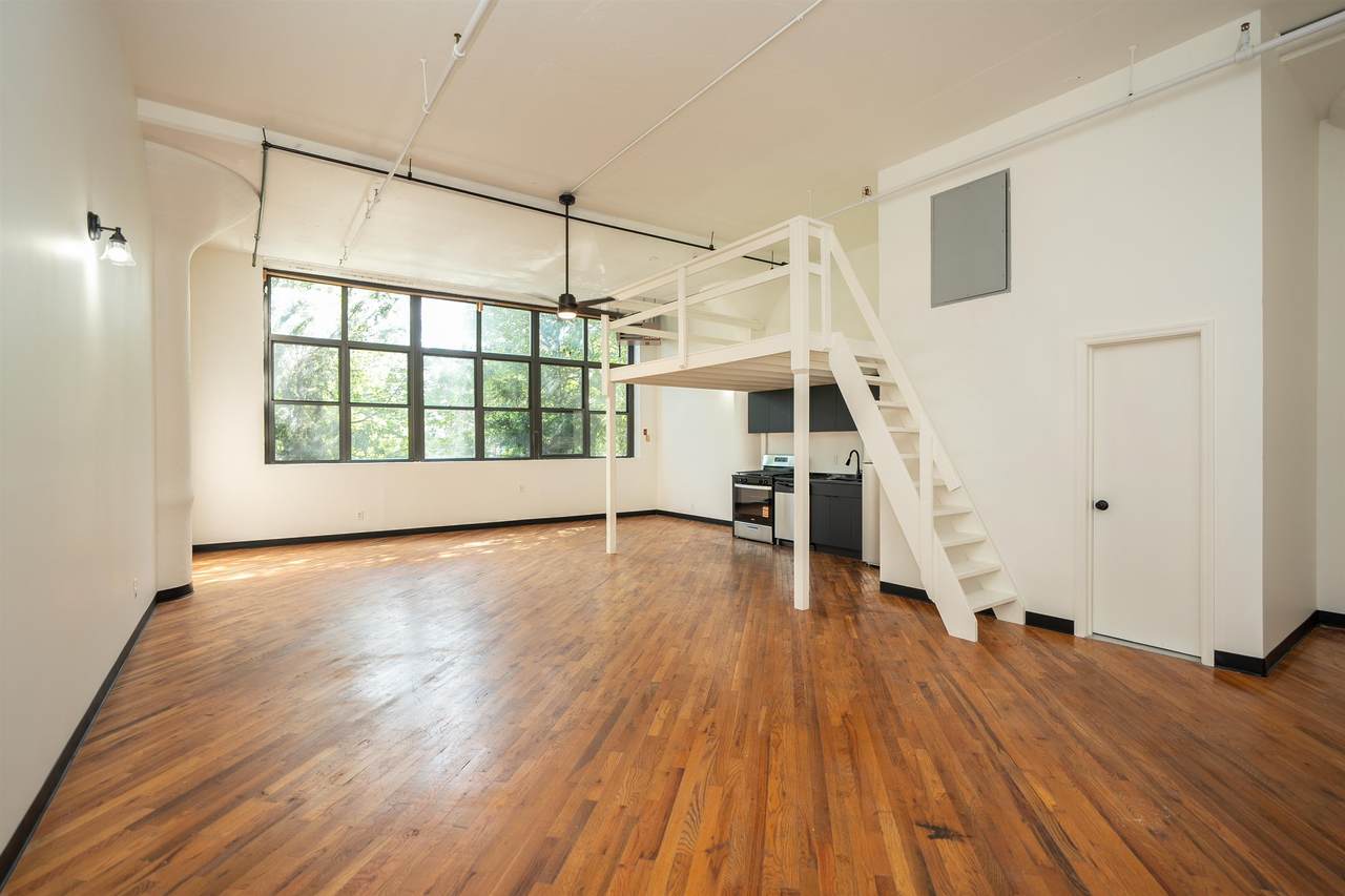 2 Union St - Photo 1