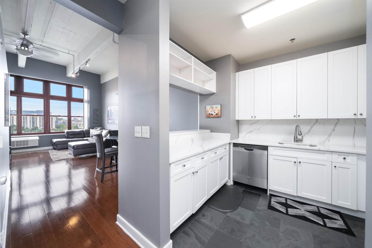 1500 Washington St - Photo 1
