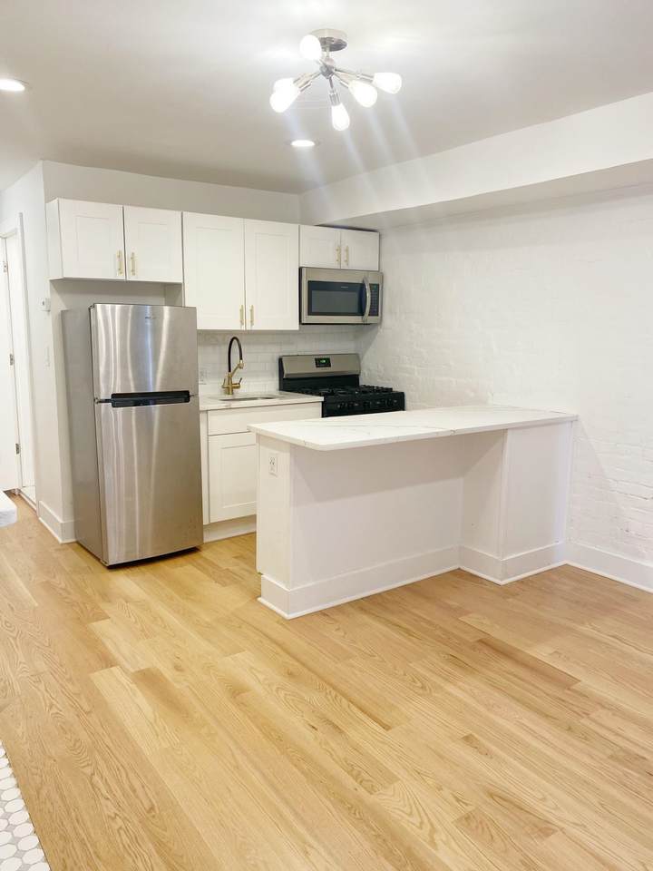 14 Crescent Ave - Photo 1