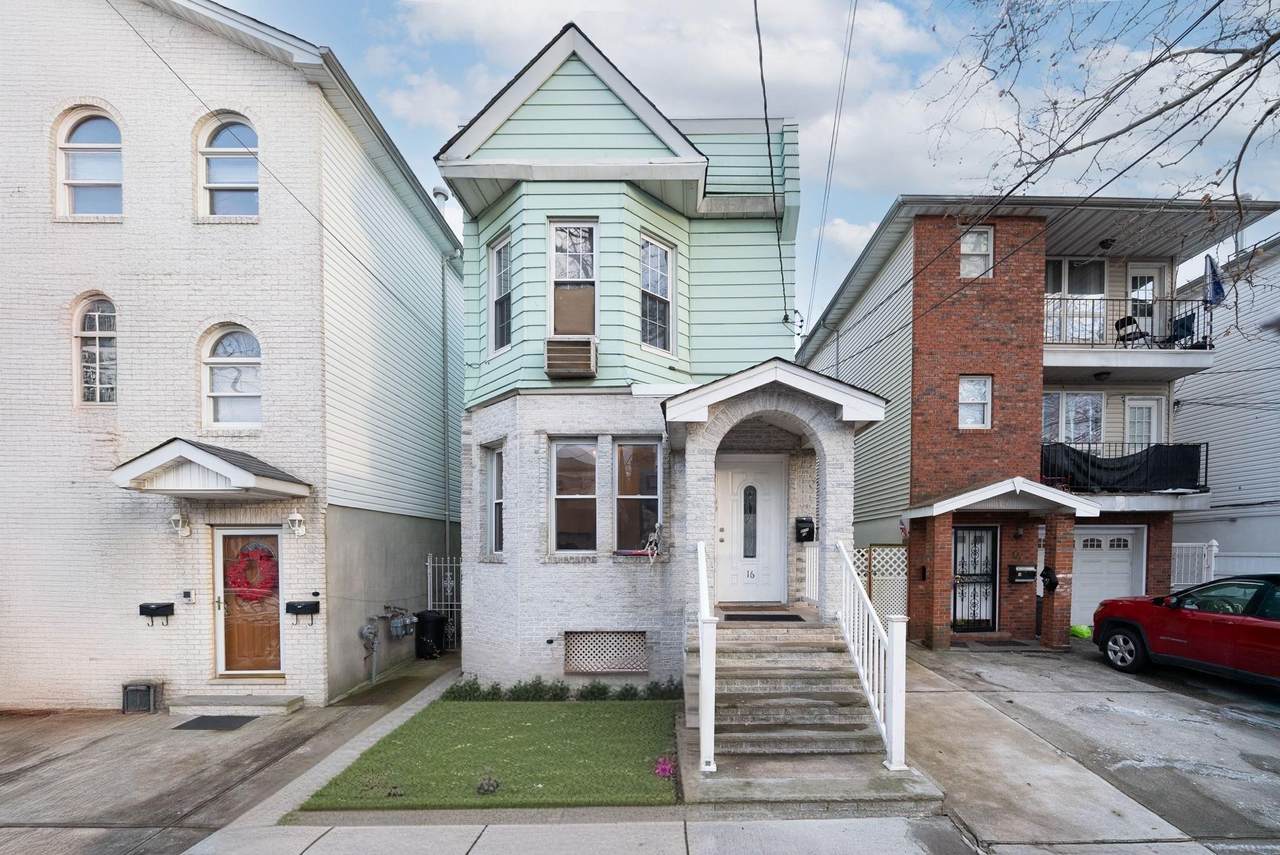 16 Miller St - Photo 1