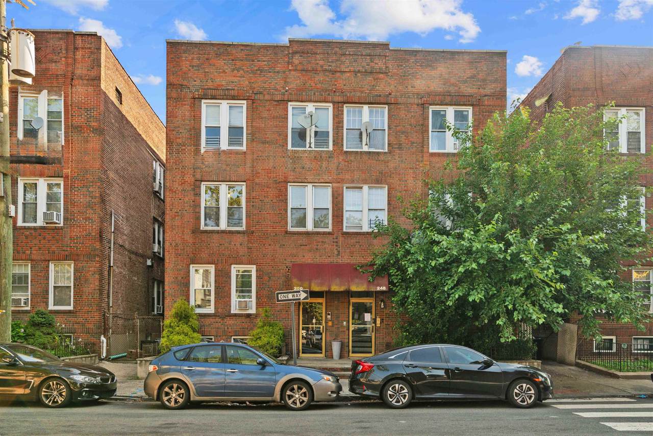 250 Clendenny Ave - Photo 1