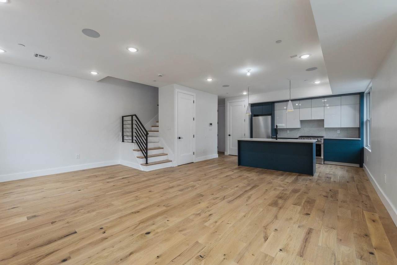 259 Liberty Ave - Photo 1