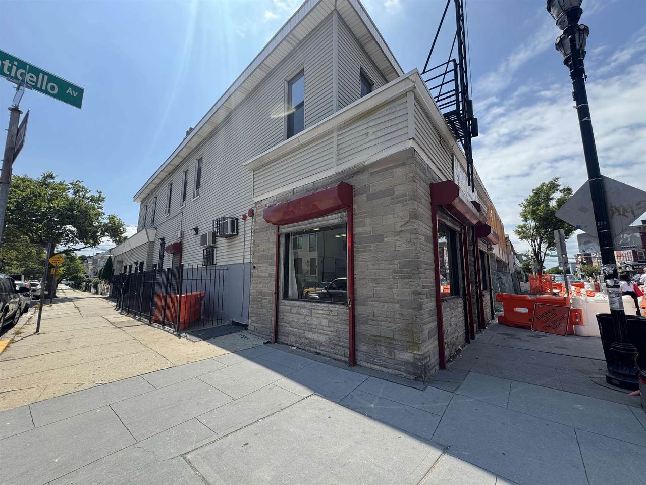 176 Monticello Ave - Photo 1