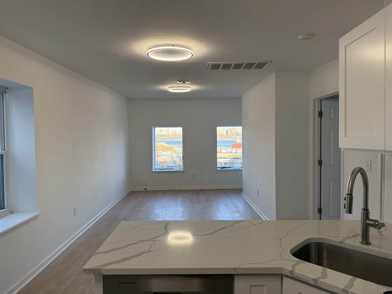 9007 Riverside Pl - Photo 1