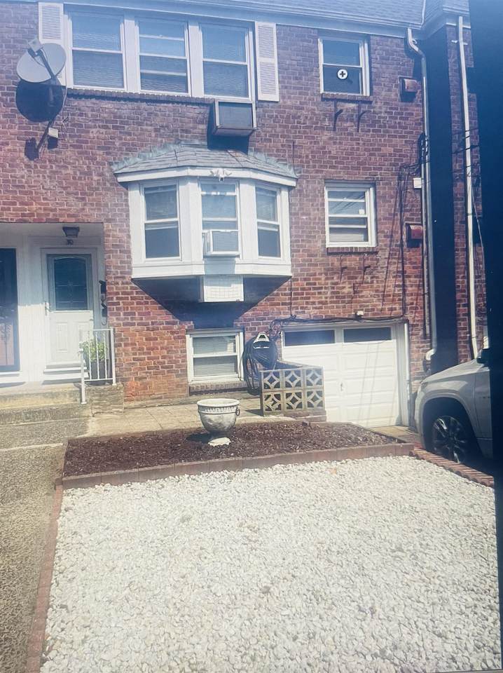 30 Briarwood Rd - Photo 1