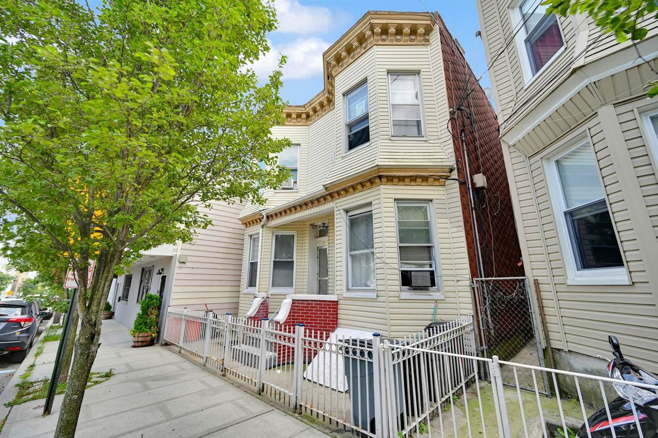 509 Monastery Pl - Photo 1