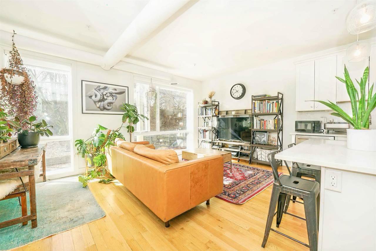 414 1ST ST - Photo 1