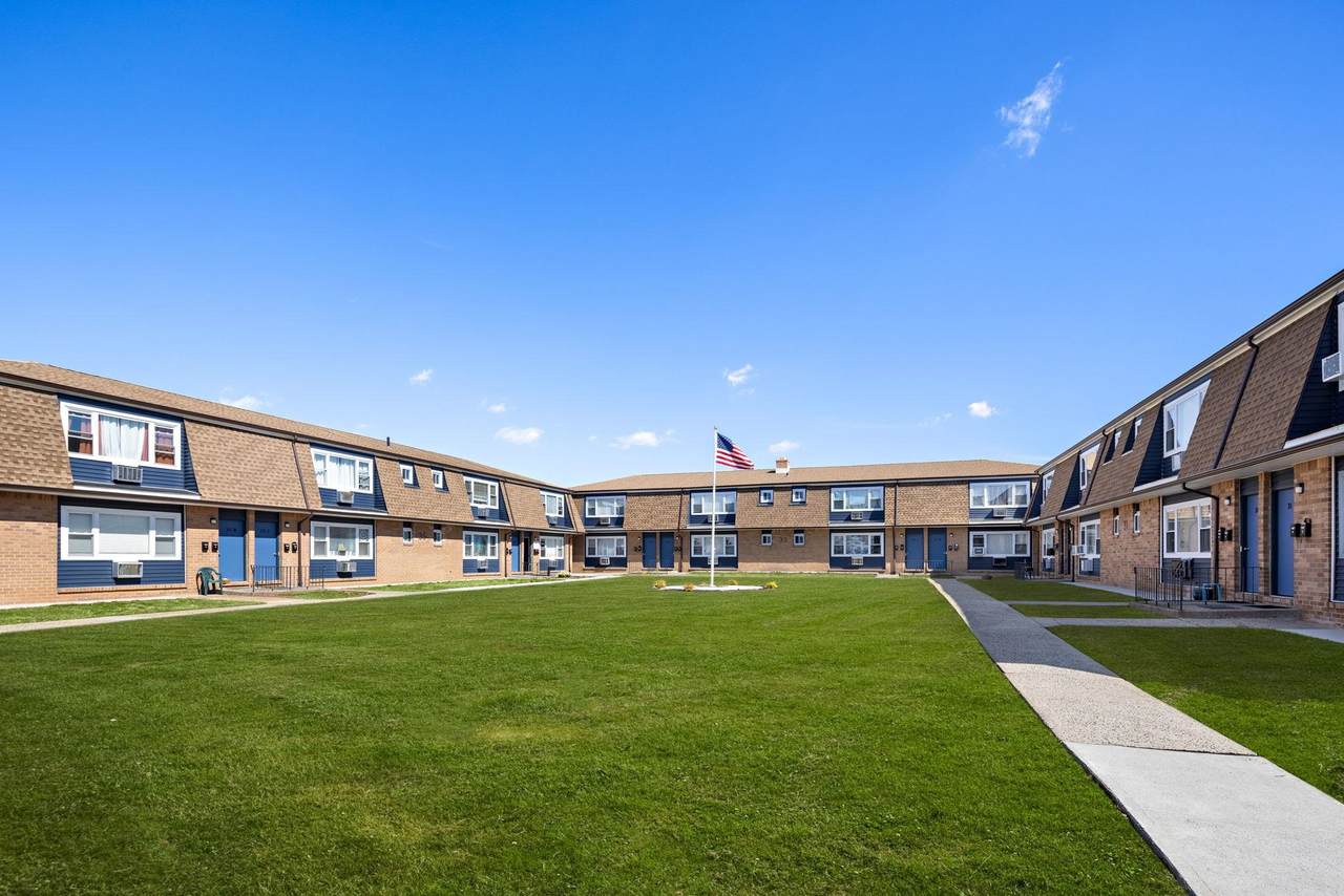 35 W 23RD ST - Photo 1