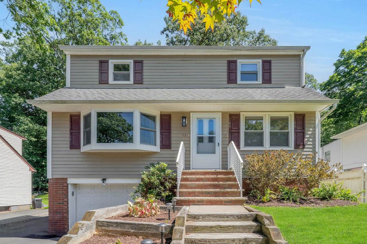 93 Frances Ave - Photo 1