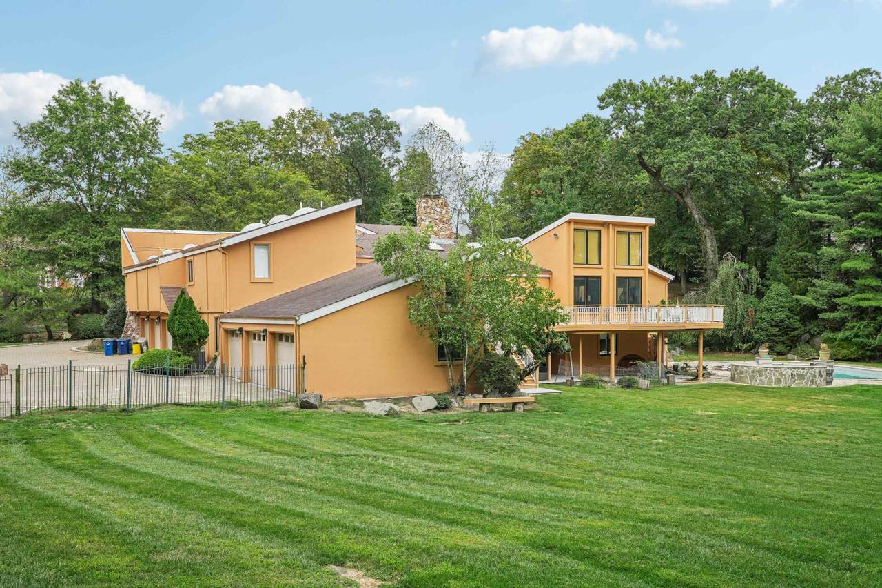 16 Schaffer Rd - Photo 1