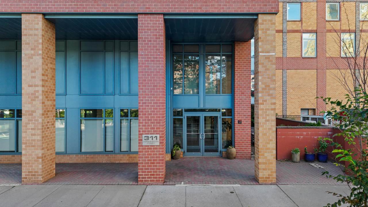311 Washington St - Photo 1