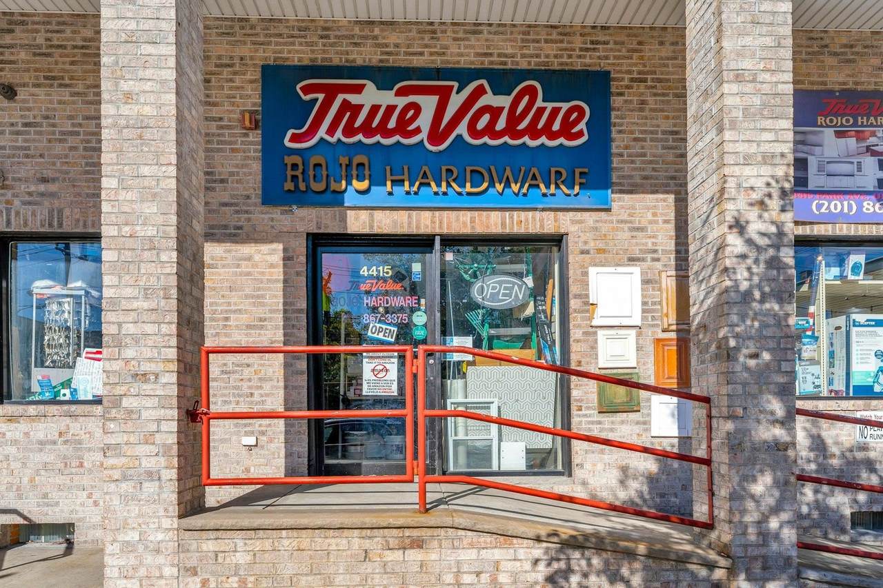 4415 Park Ave - Photo 1