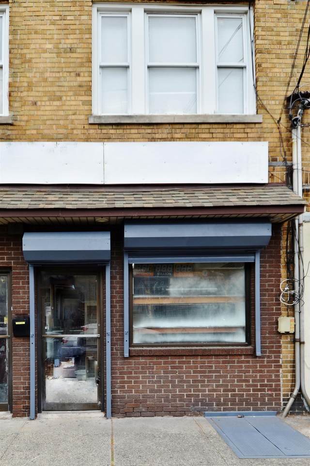 153 Sterling Ave - Photo 1