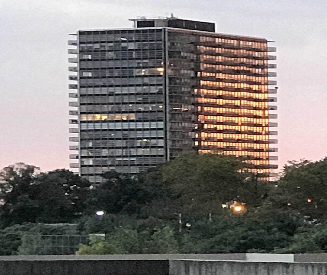 6050 Blvd East - Photo 1