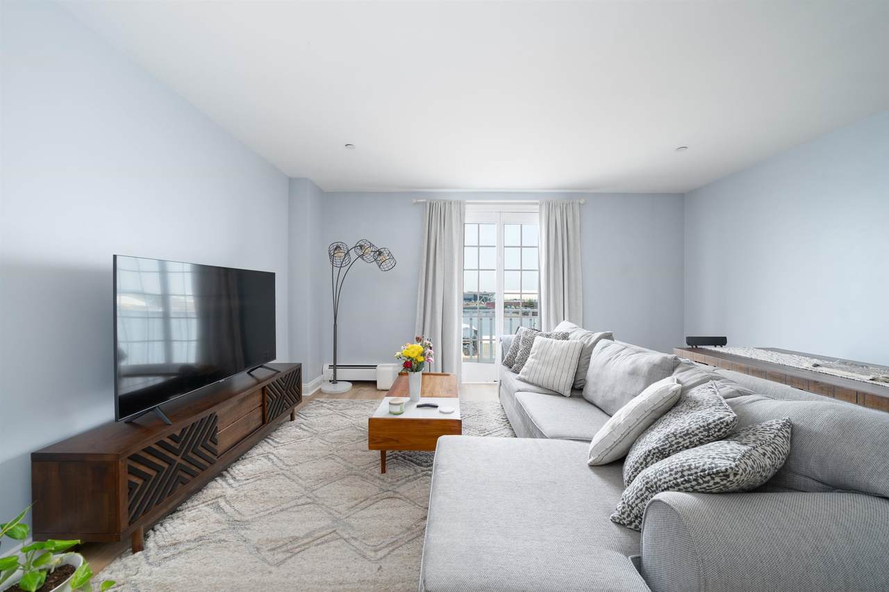 100 Shearwater Ct East - Photo 1