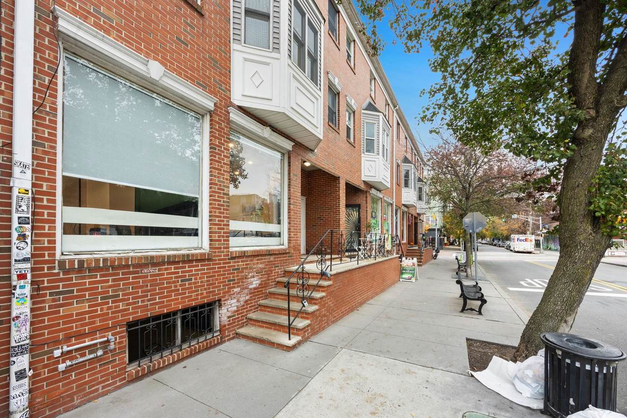 349 2ND ST - Photo 1