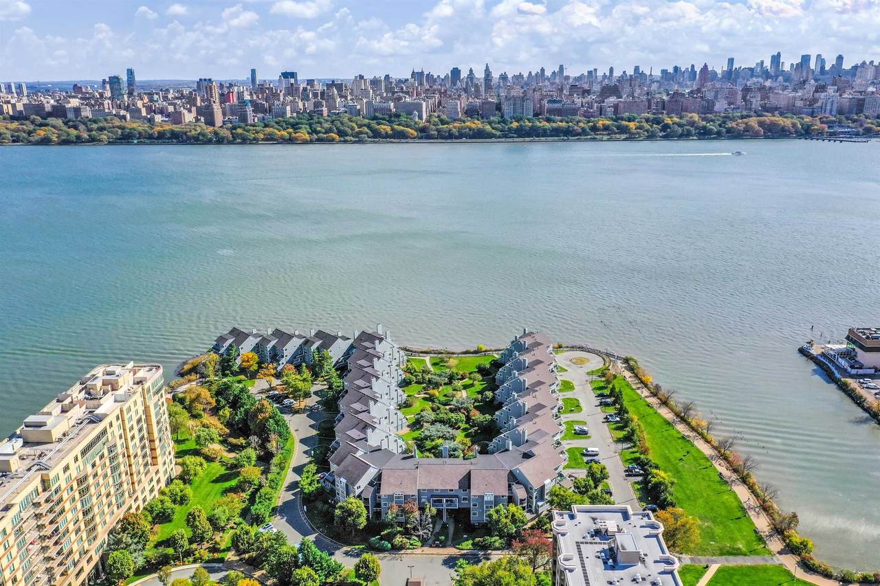 14A Riverview Circle - Photo 1