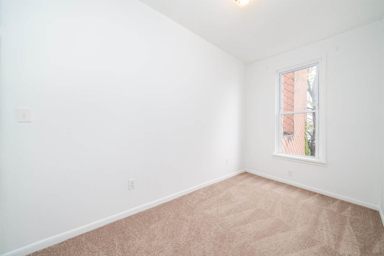 434 Central Ave - Photo 1