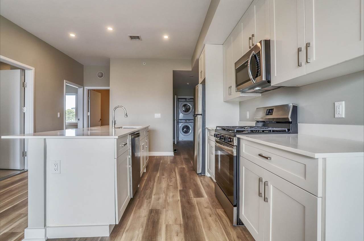 475 Communipaw Ave - Photo 1