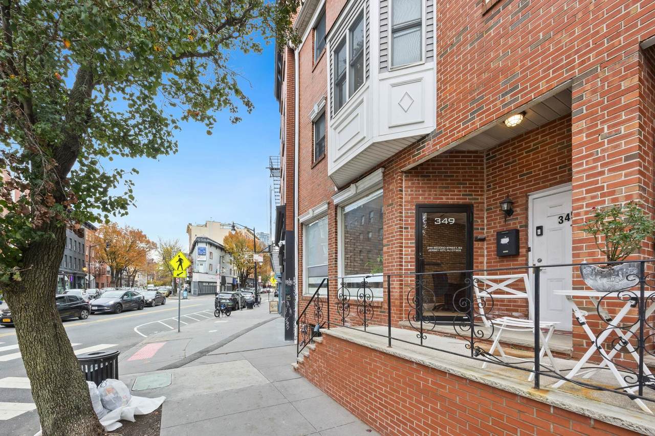 349 2ND ST - Photo 1
