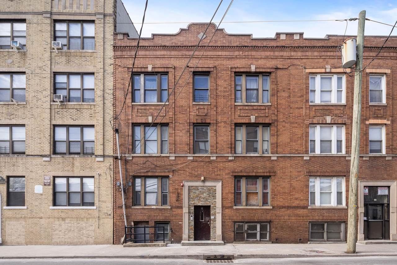 91 Bergen Ave - Photo 1