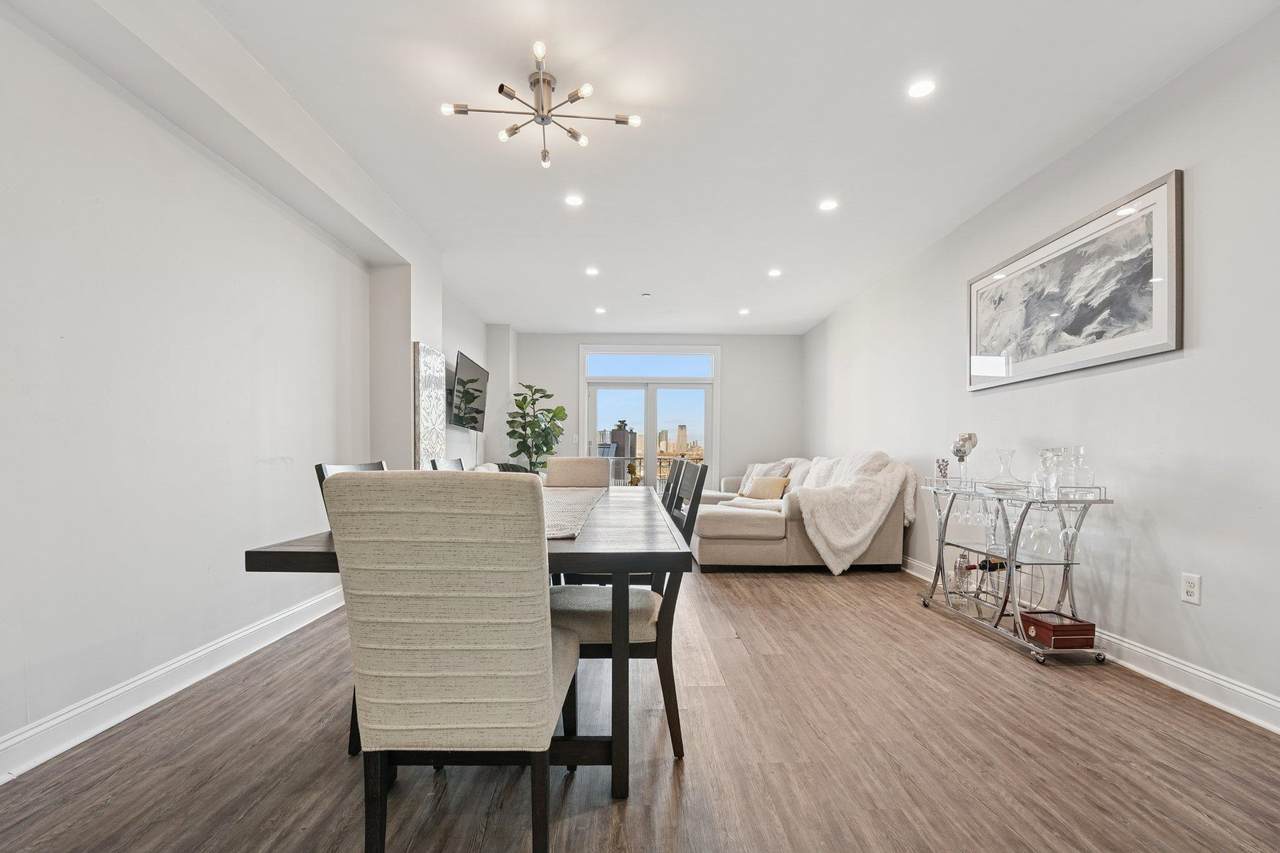 206 Shearwater Ct West - Photo 1