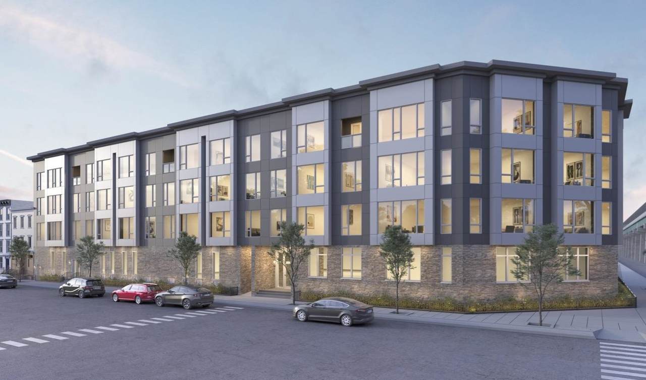 425 3RD ST - Photo 1