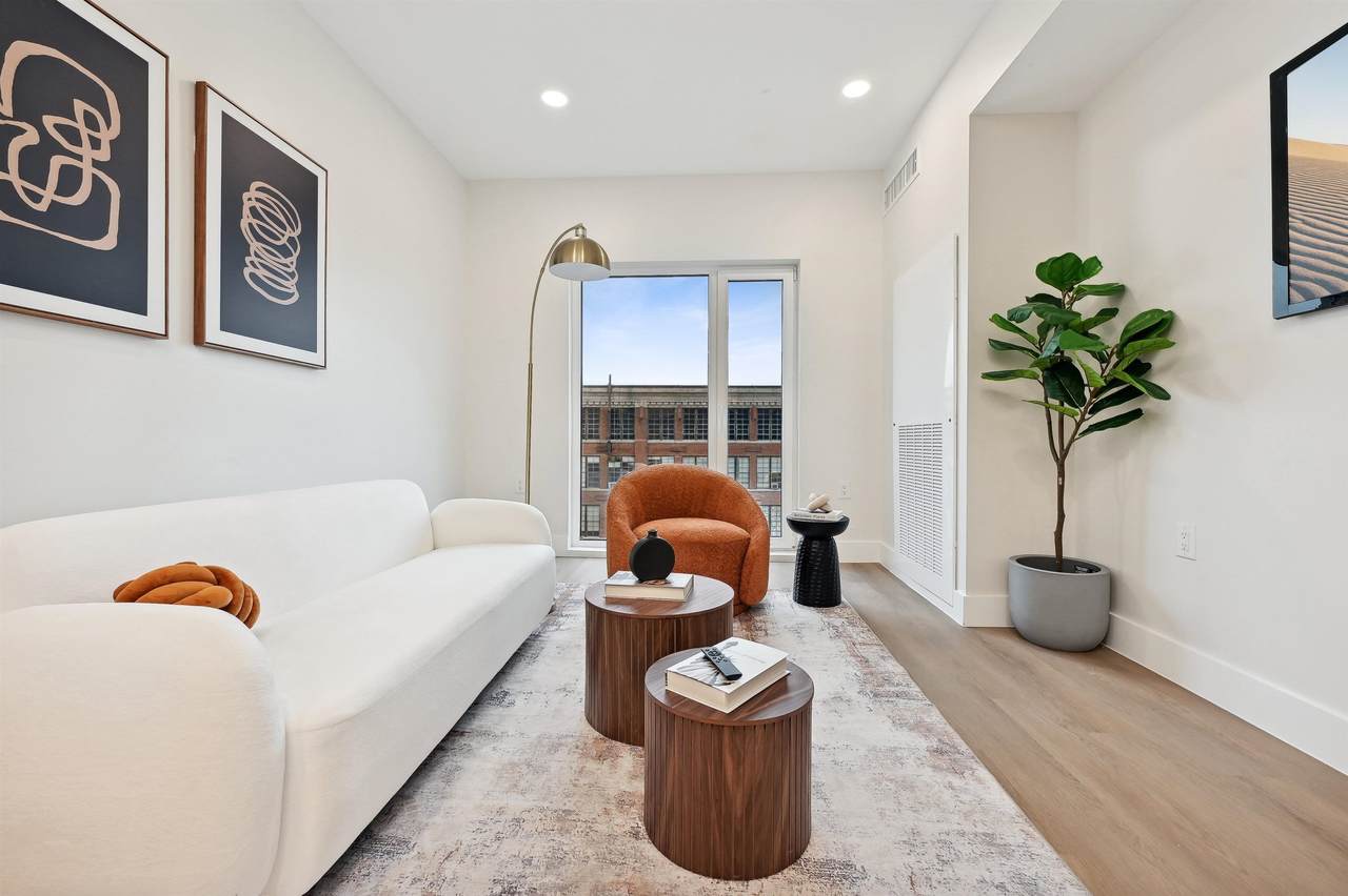 161 Van Wagenen Ave - Photo 1