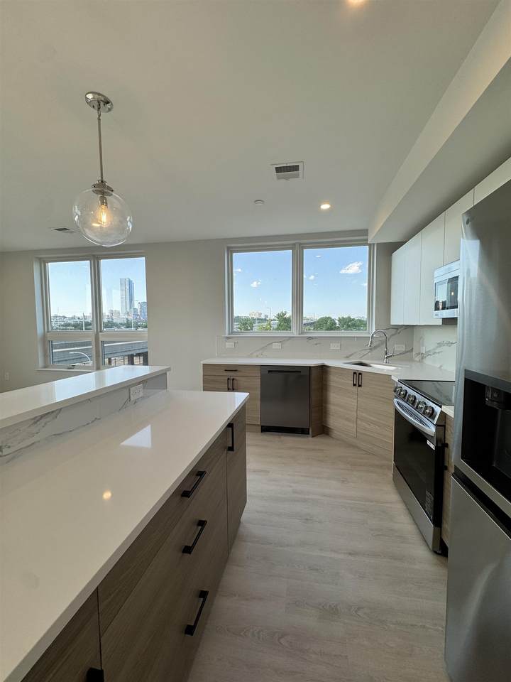 40 Center St - Photo 1