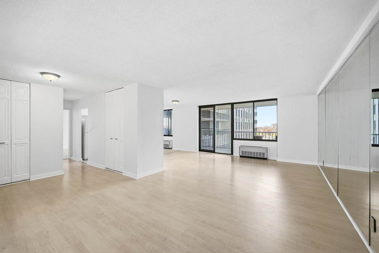 300 Winston Dr - Photo 1