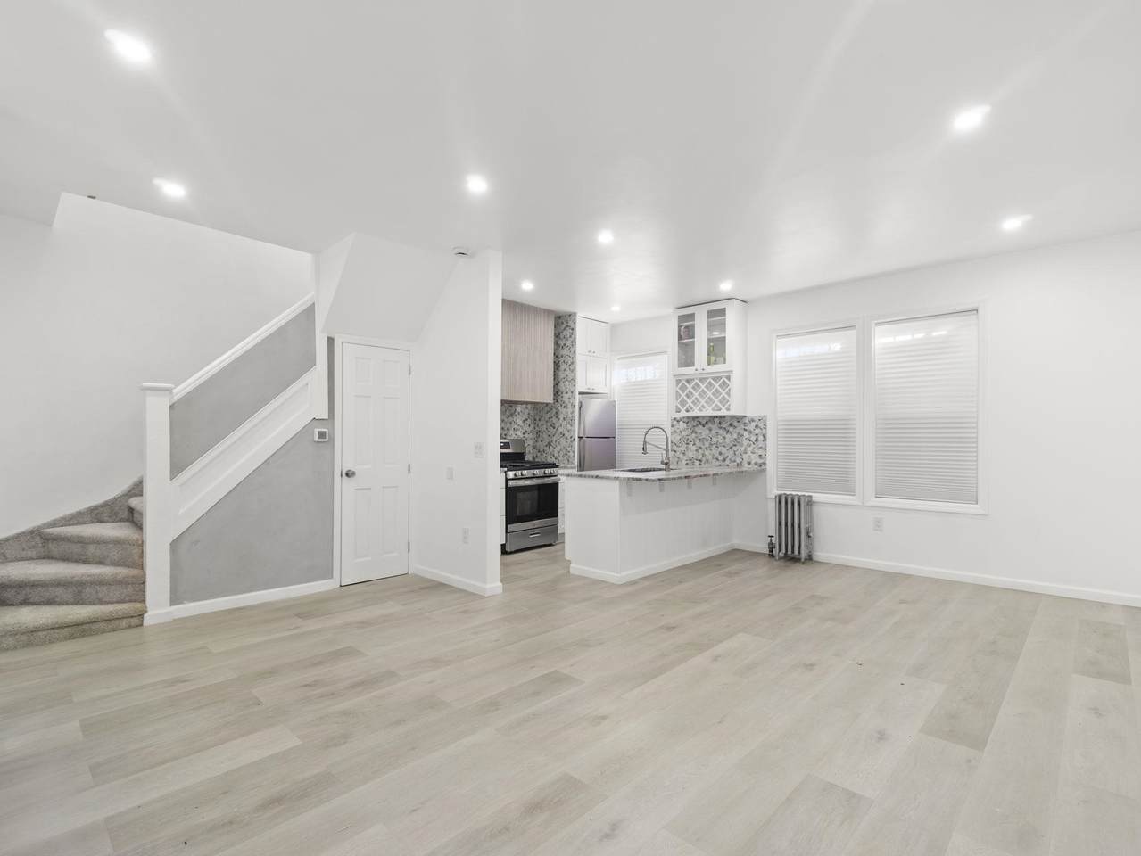 151 Stevens Ave - Photo 1