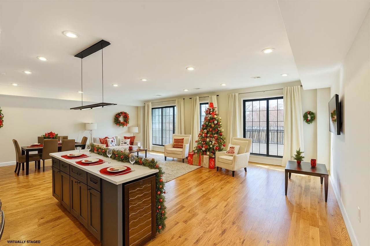 241 Palisade Ave - Photo 1