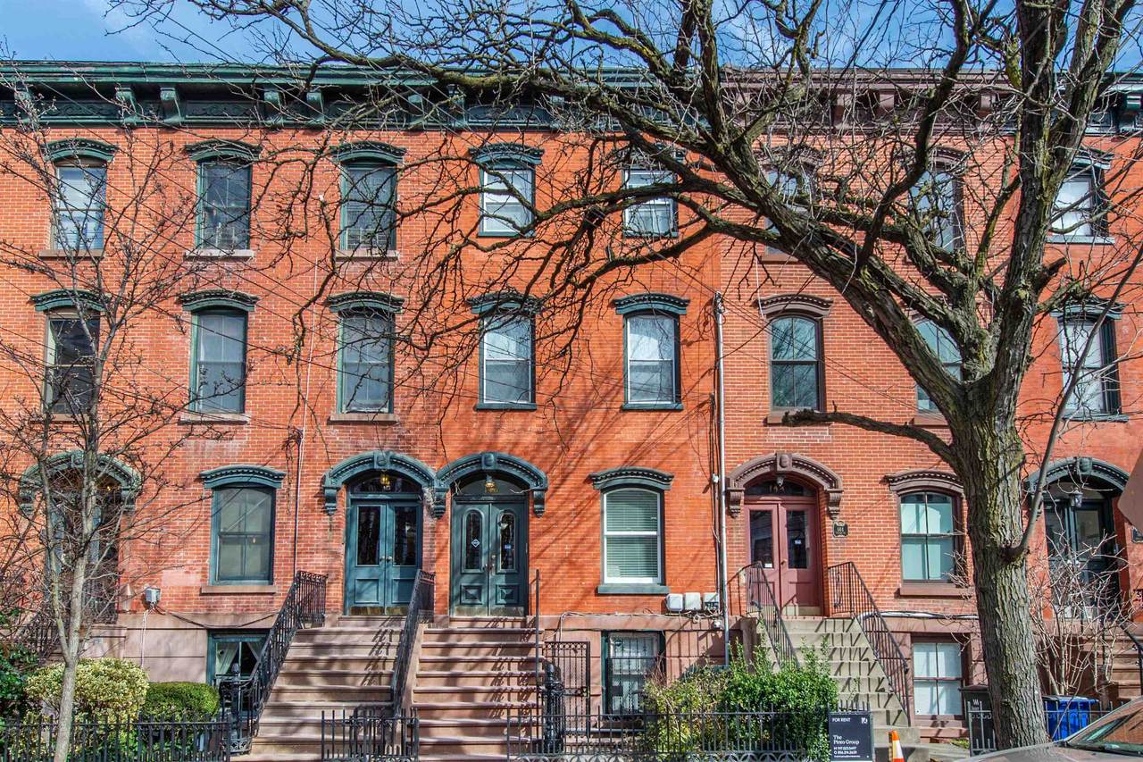 146 Sussex St - Photo 1