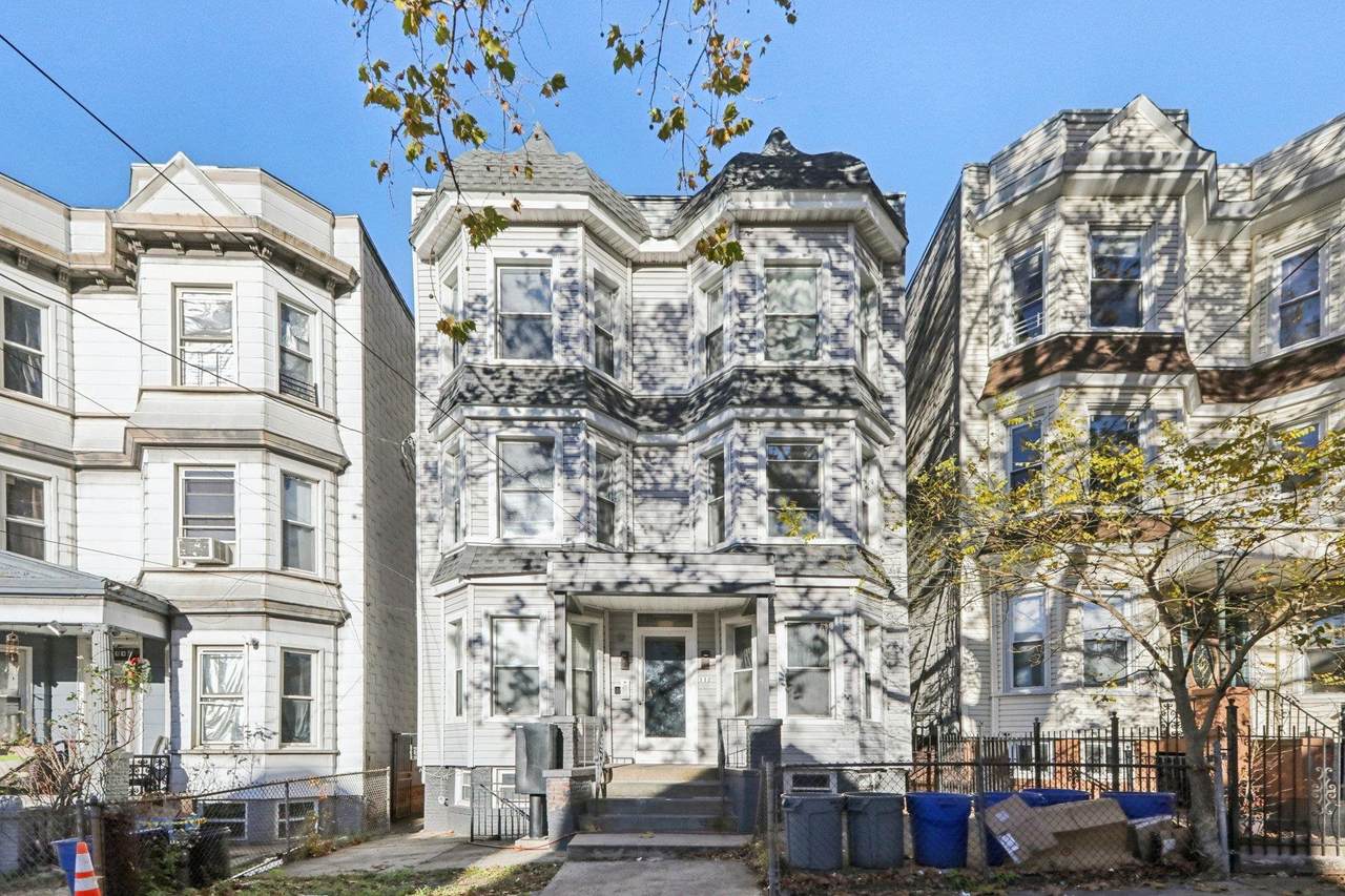 112 Duncan Ave - Photo 1