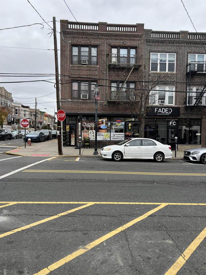 6501 Park Ave - Photo 1