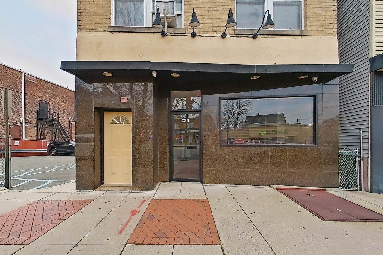 229-235 Kearny Ave - Photo 1