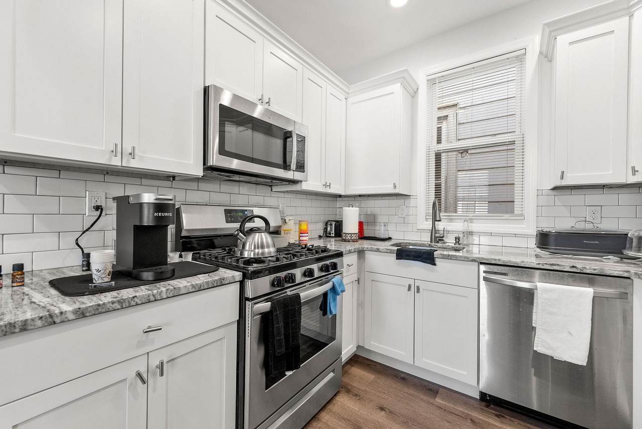 58 Wegman Parkway - Photo 1